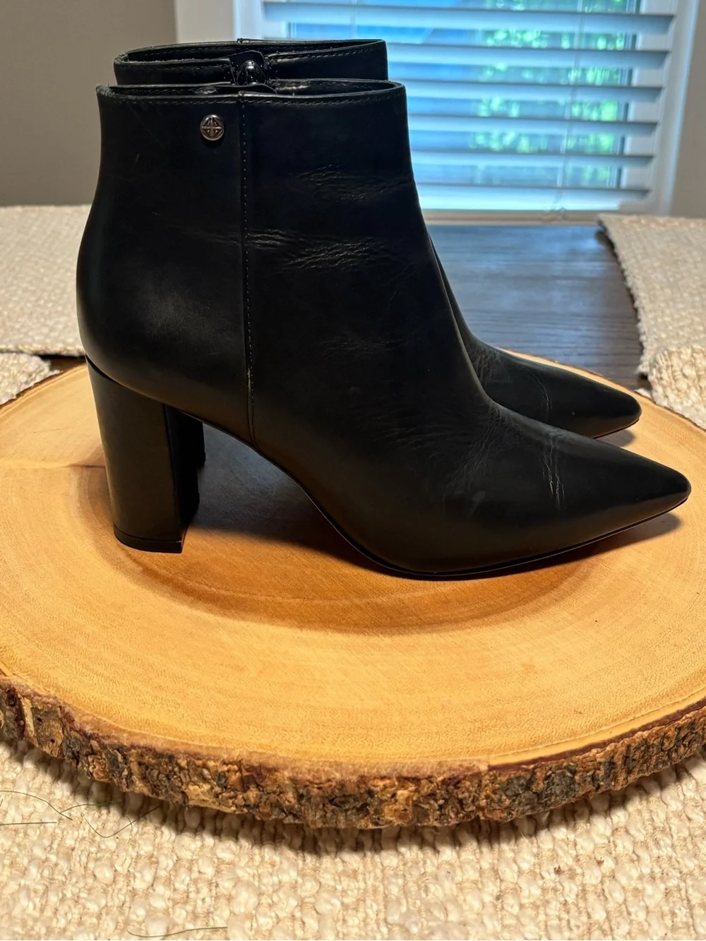 ANTONIO MELANI Black Leather Pointed Toe Ankle Booties